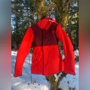 Womens North Face Ski / Snowboard jacket